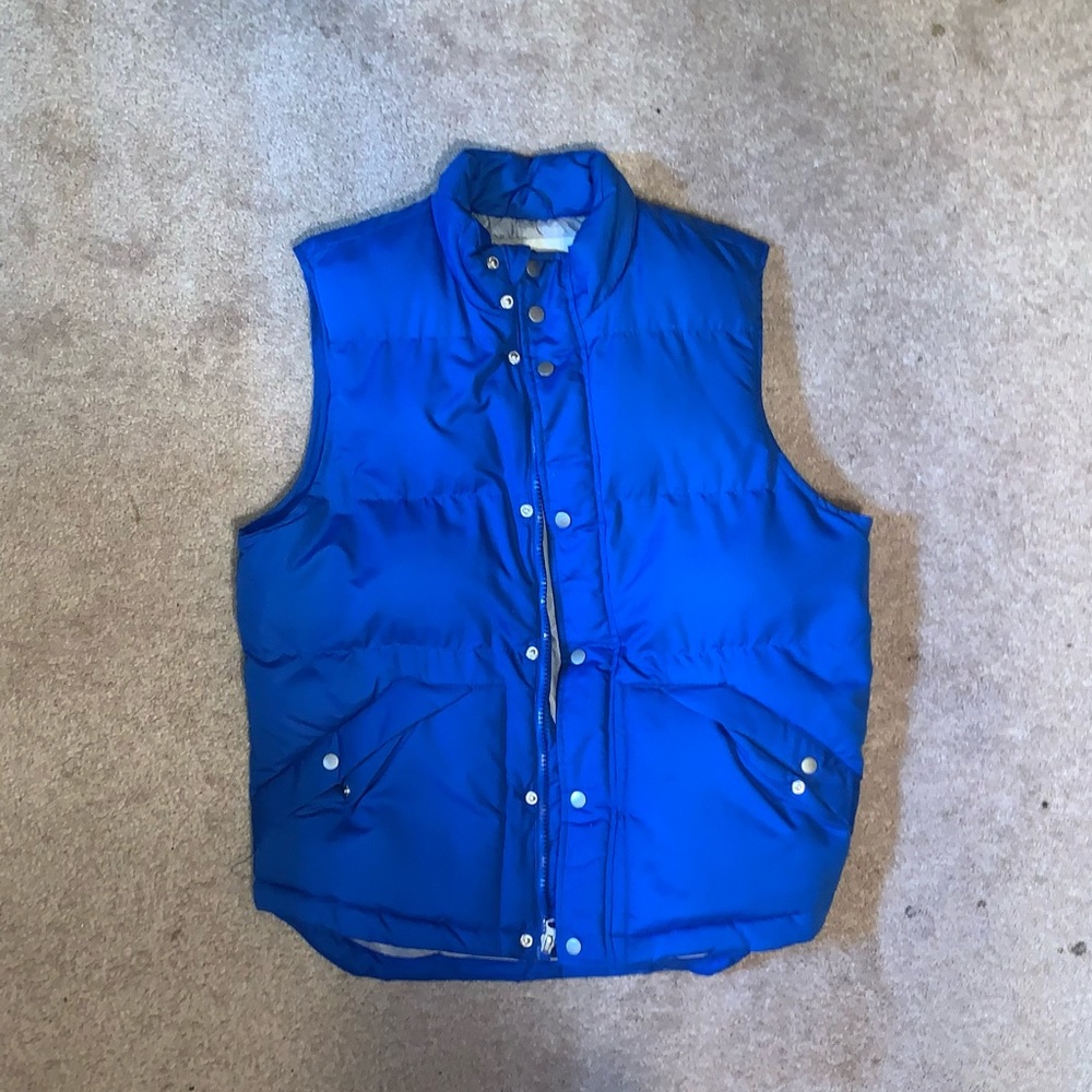Blue puffer utility vest Size medium